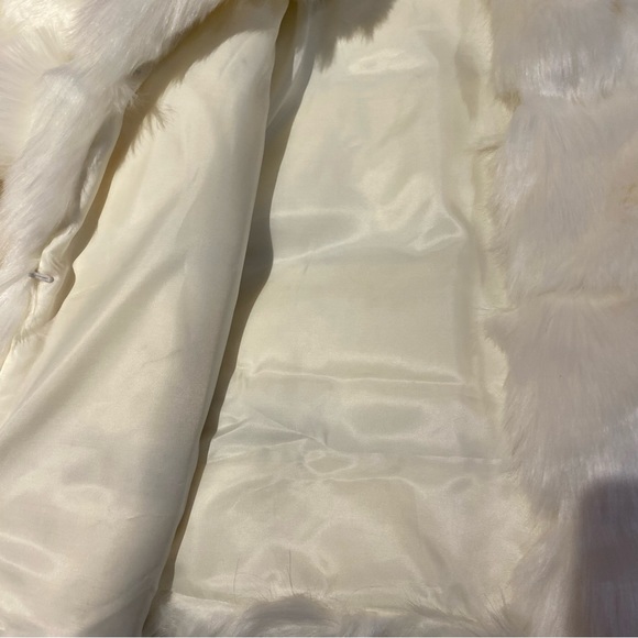 FUR JACKET - Picture 5 of 7